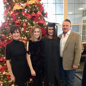 Meet your Posher, Carly